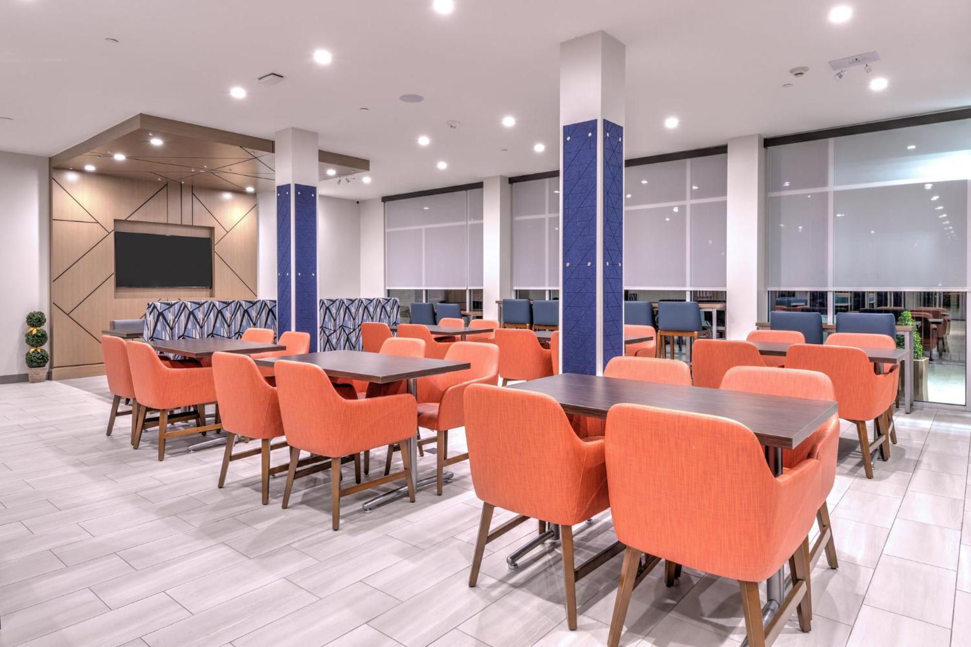 Holiday Inn Express & Suites Austin Airport East By Ihg 外观 照片