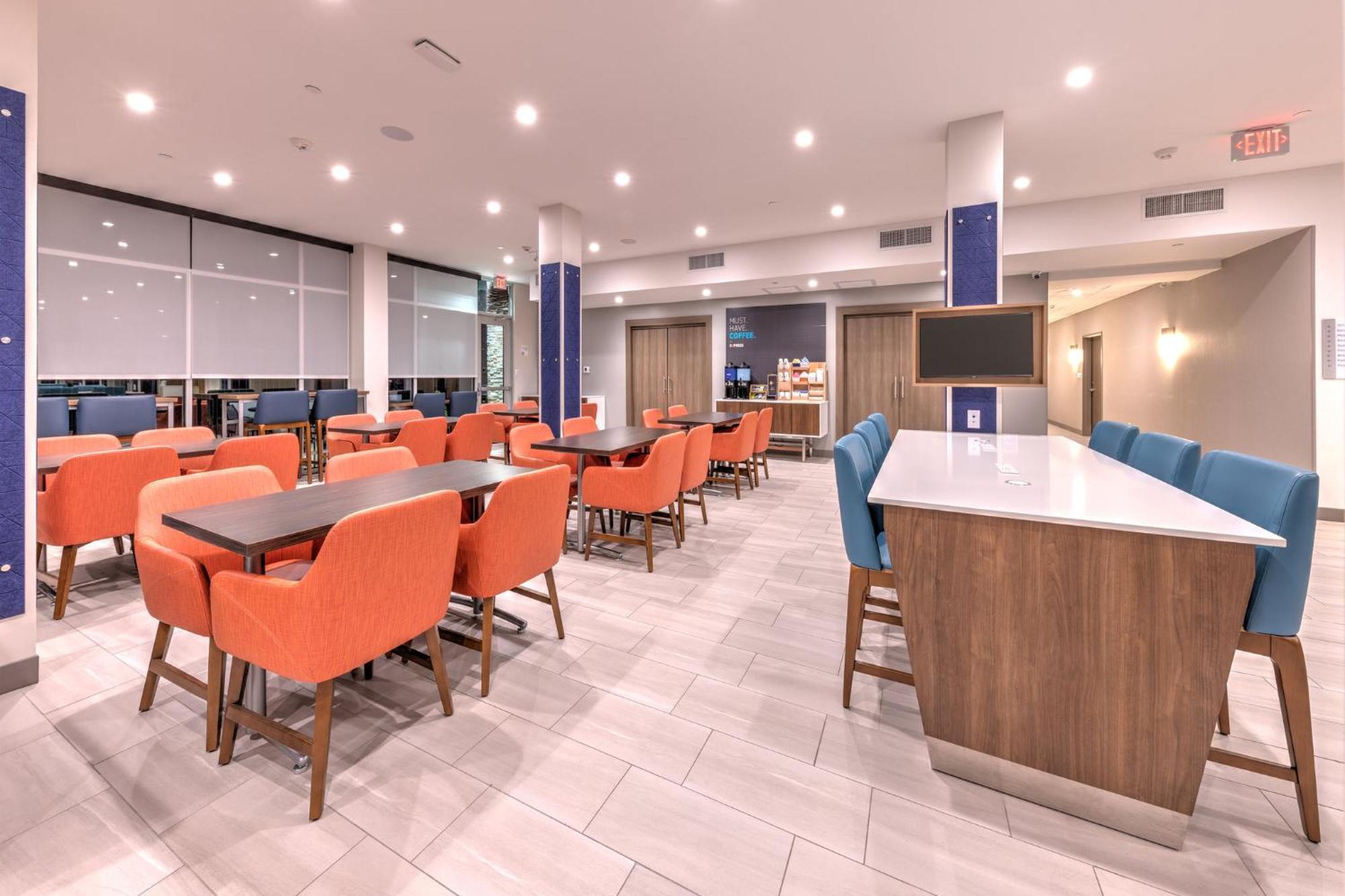 Holiday Inn Express & Suites Austin Airport East By Ihg 外观 照片