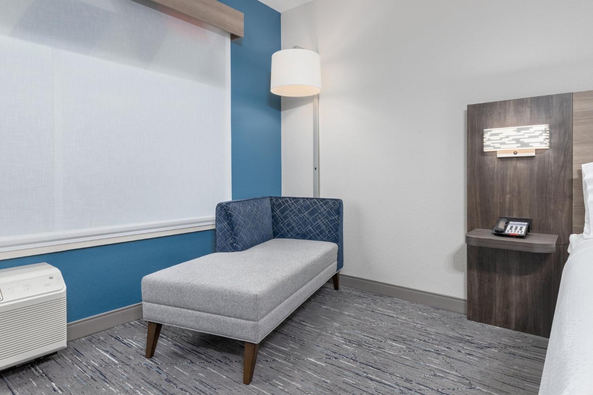 Holiday Inn Express & Suites Austin Airport East By Ihg 外观 照片